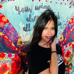 Meet your Posher, Ana